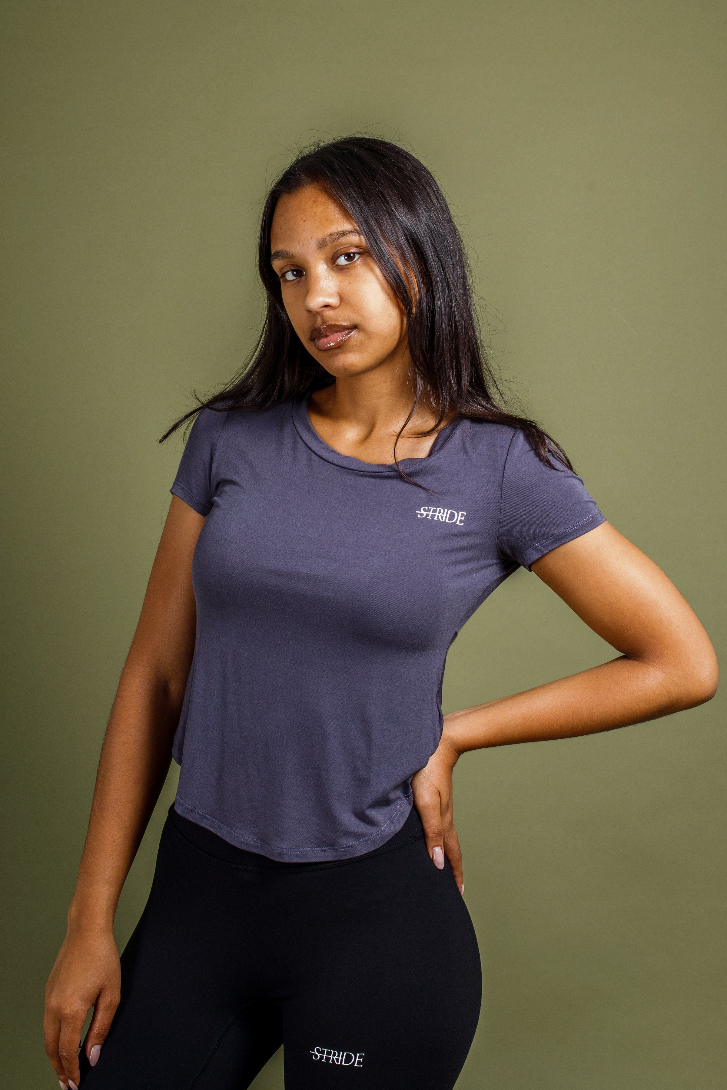 The contour cross tee