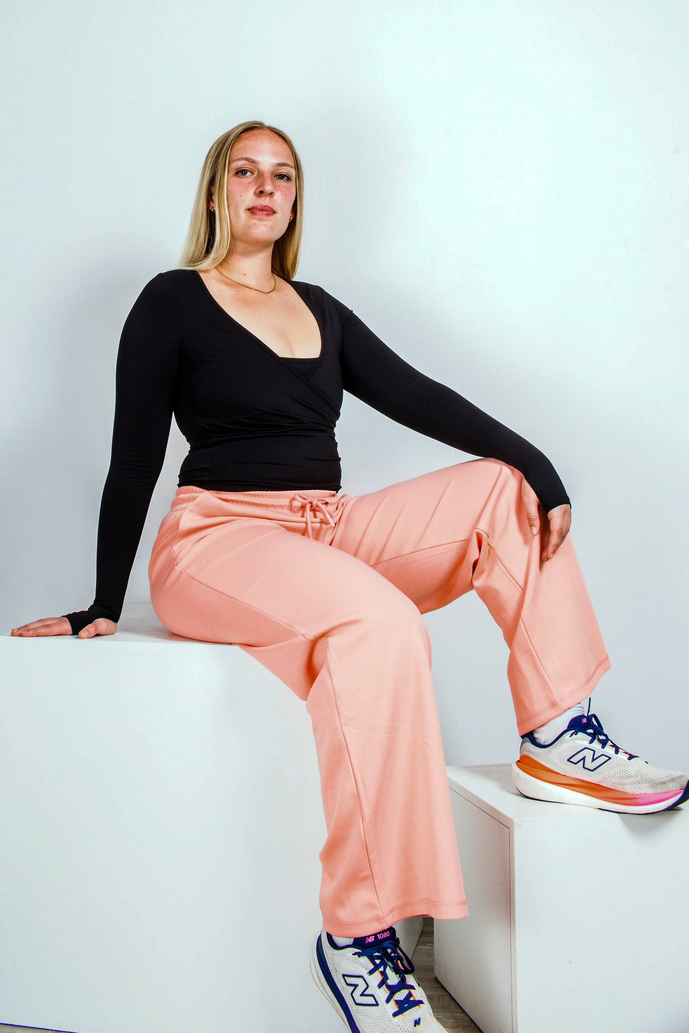 The Ease sweat pants