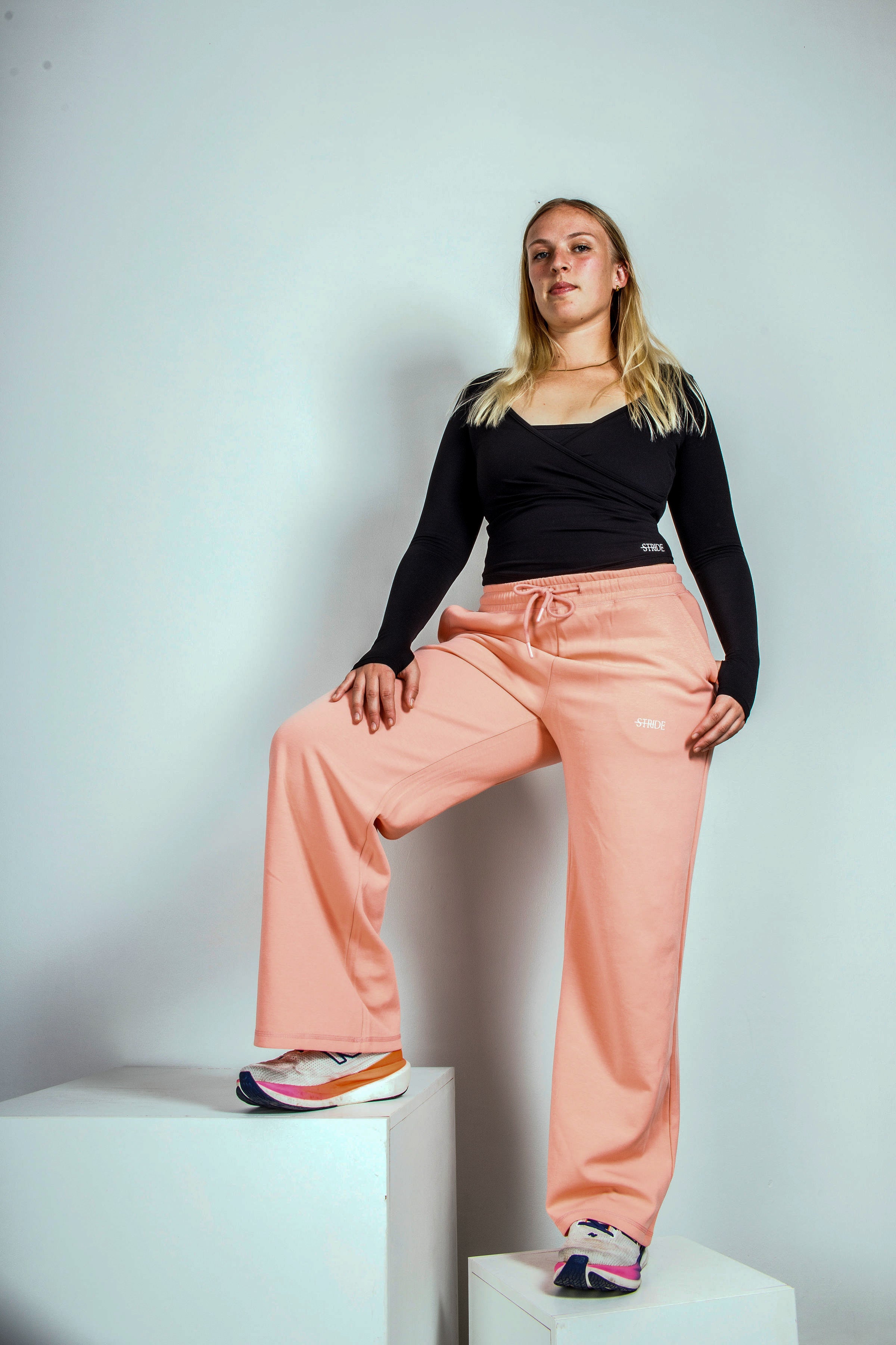 The Ease sweat pants