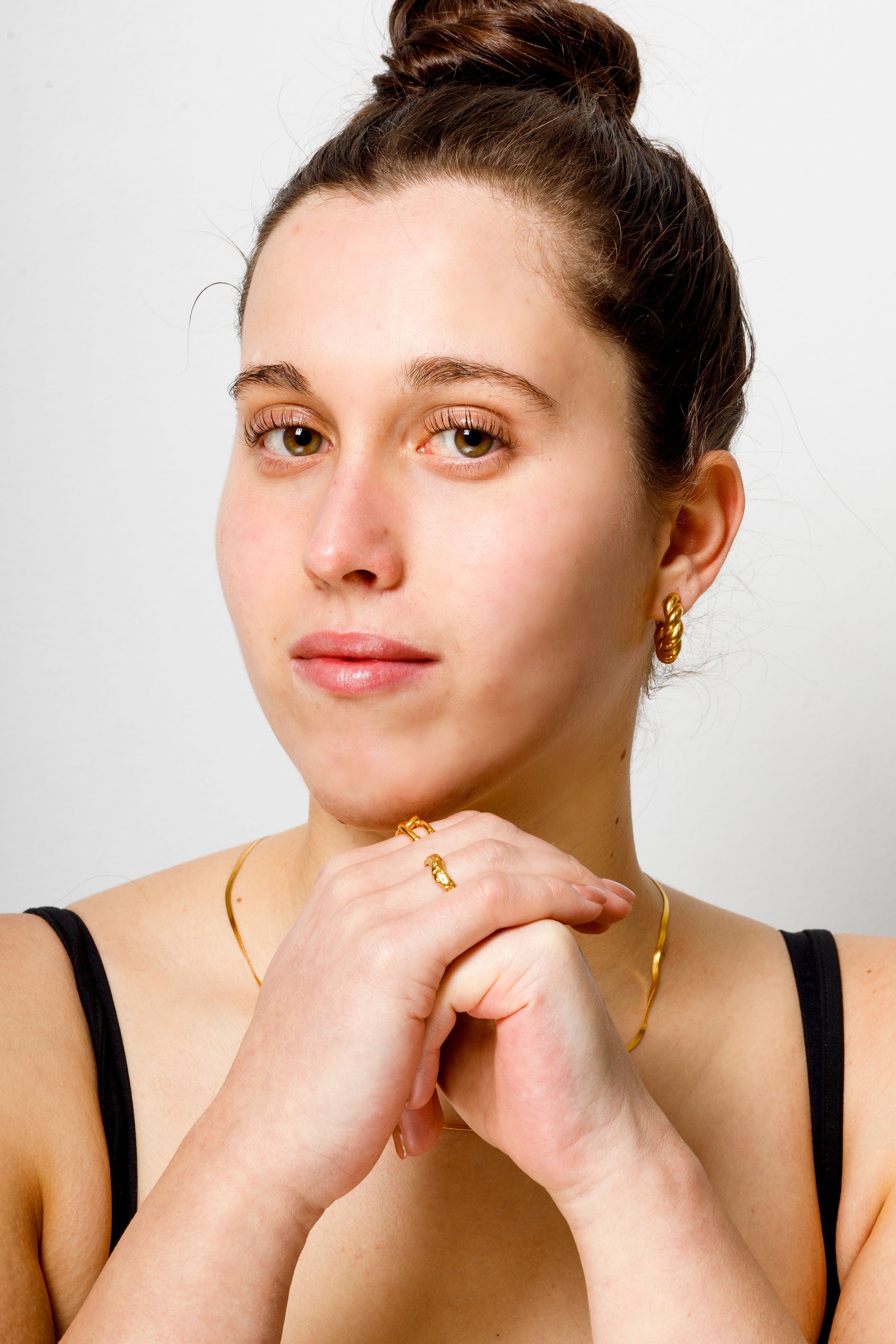 Twist hoops