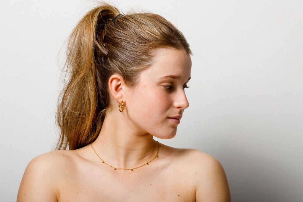 Satelite necklace