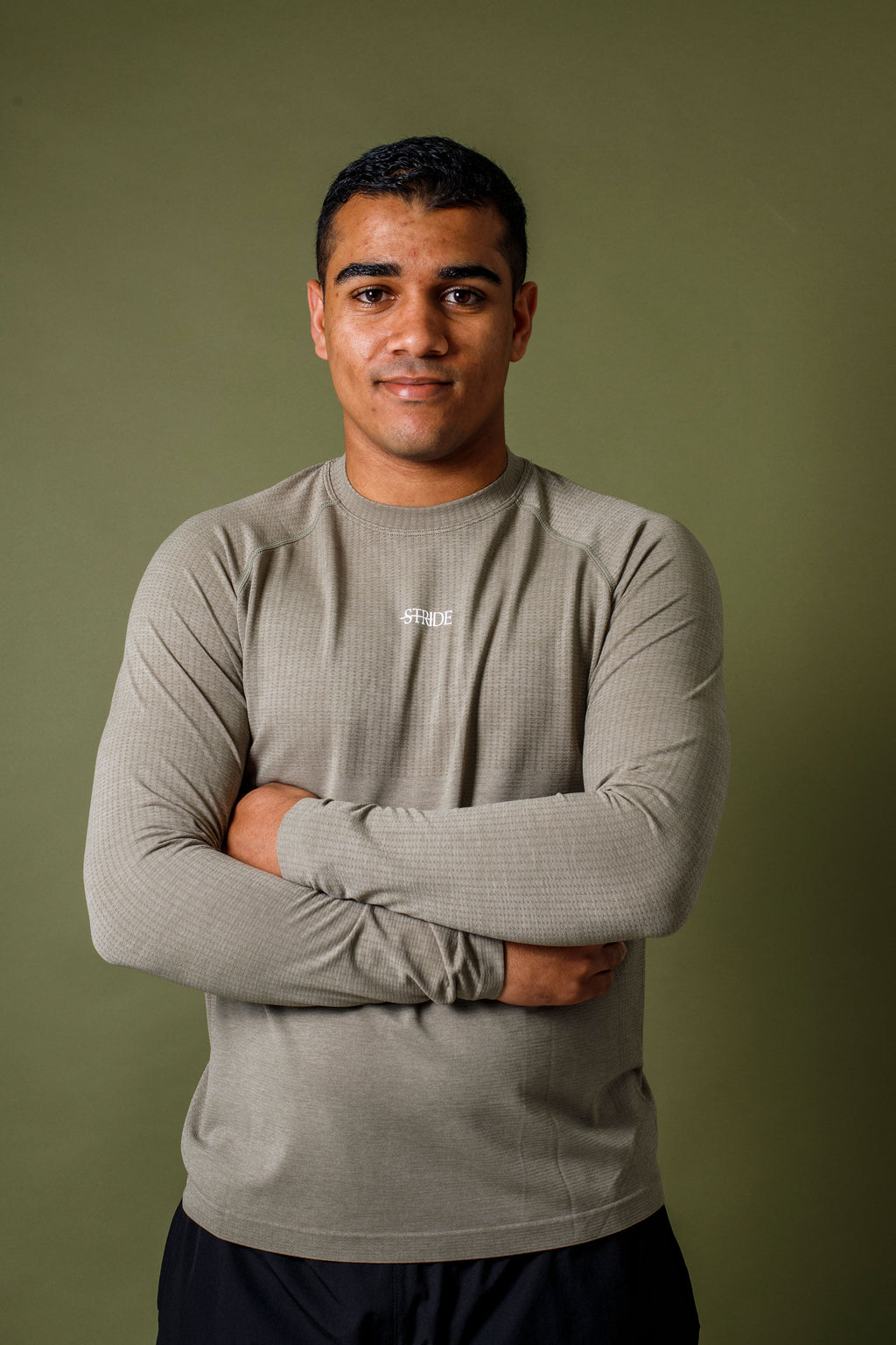 Men's fitted long sleeve top