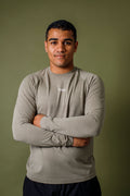 Men's fitted long sleeve top