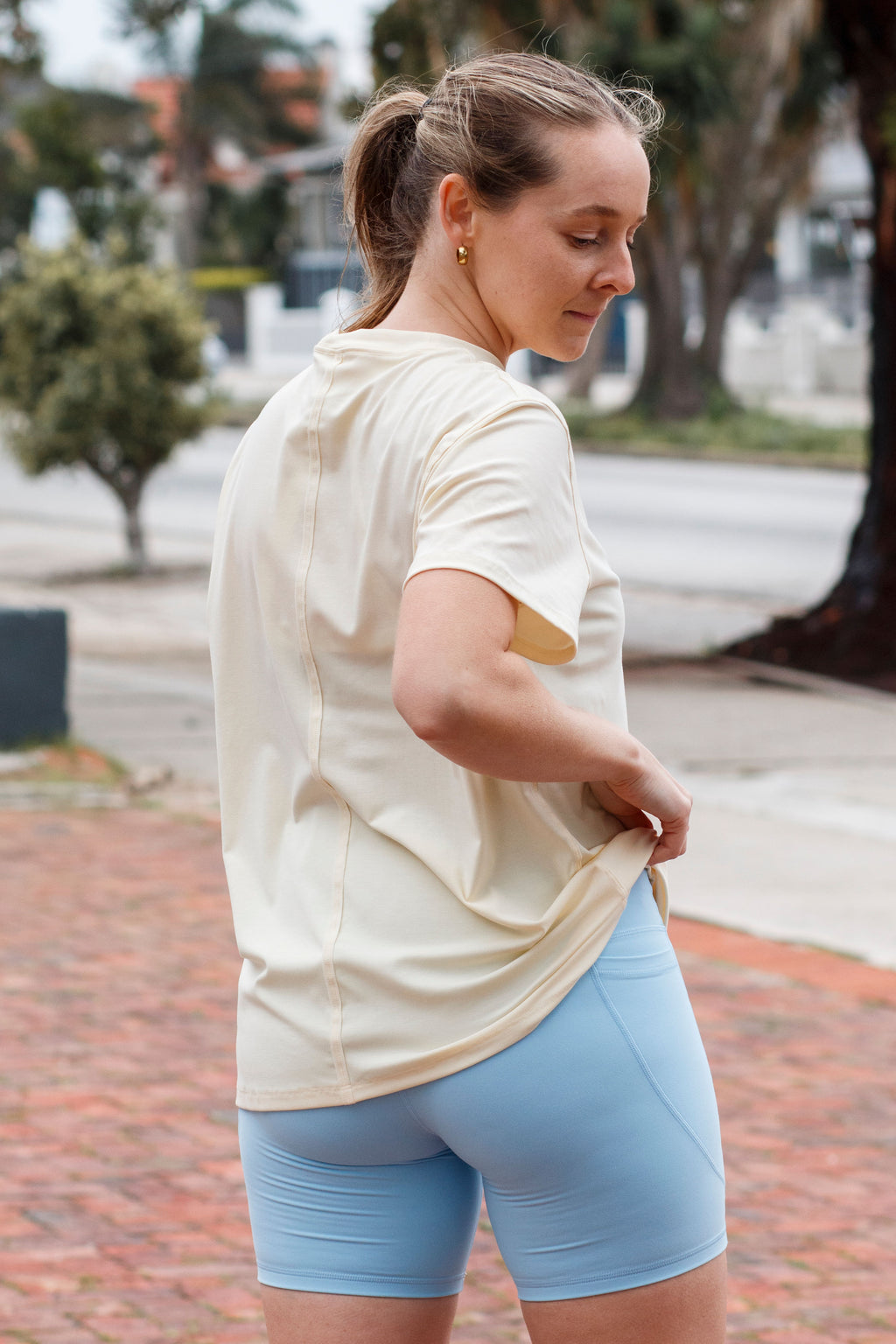 Motion tee