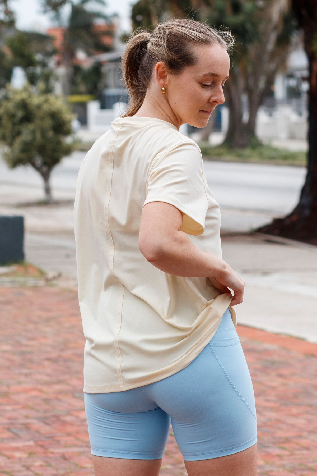 Motion tee